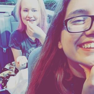 Meet your Posher, Dakota